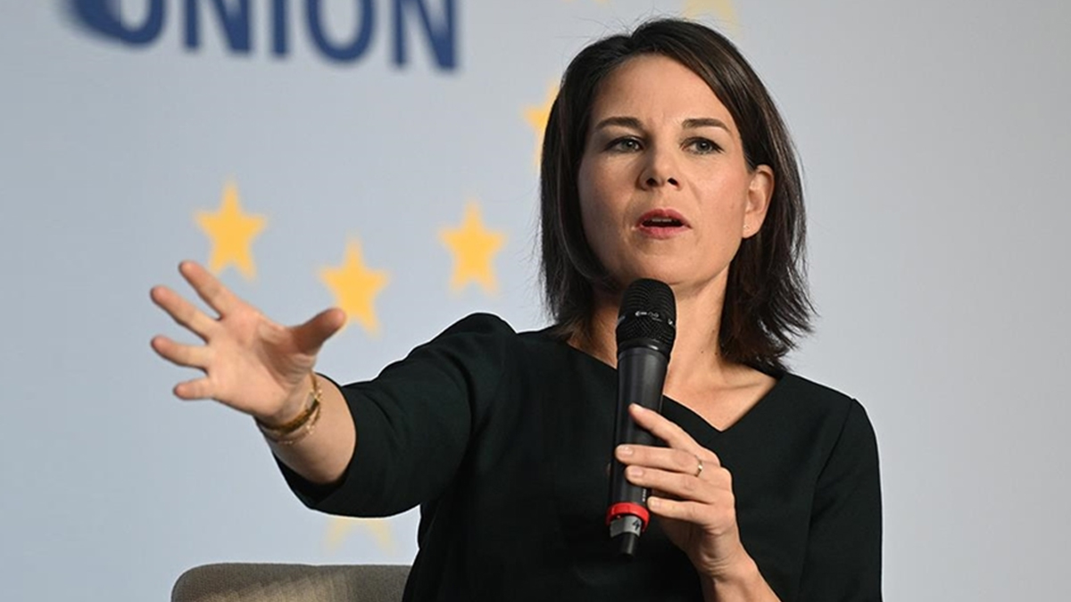 Alman Bakan İsrail'in okul bombalamasını meşrulaştırmaya çalıştı