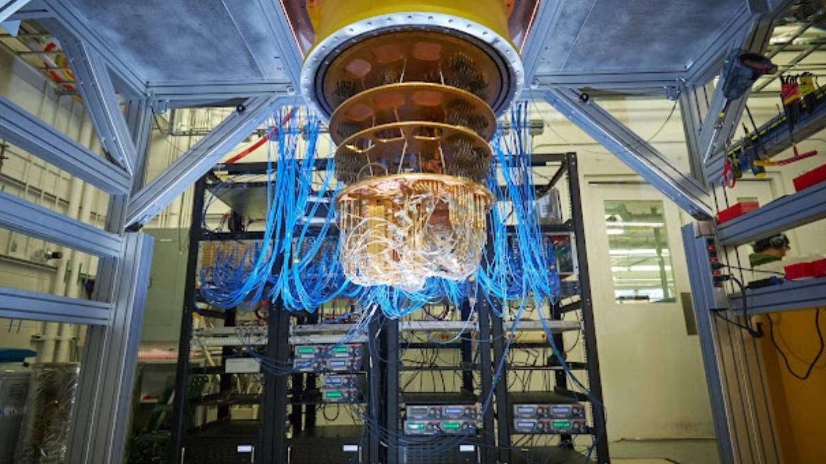 Kuantum bilgisayarlarında milyarlık rekabet! Dünyanın en hızlı bilgisayarını kim pazara sunacak?