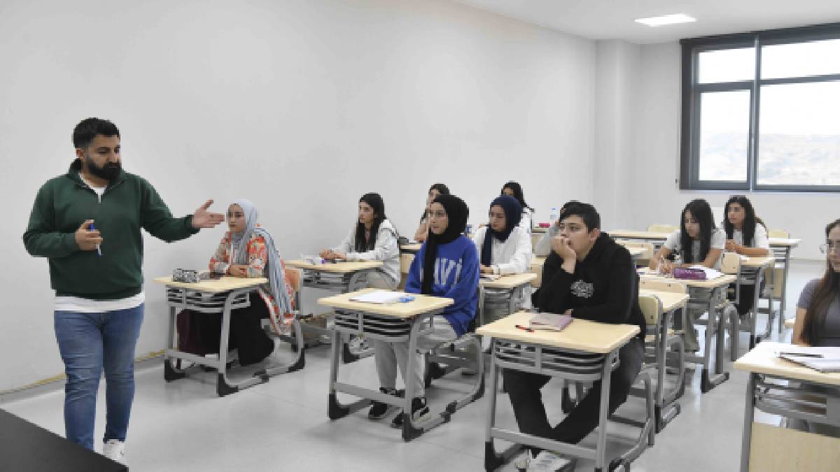 Ankara Büyükşehir Belediyesinden öğrencilere ücretsiz “Üniversiteye Hazırlık Kursu"