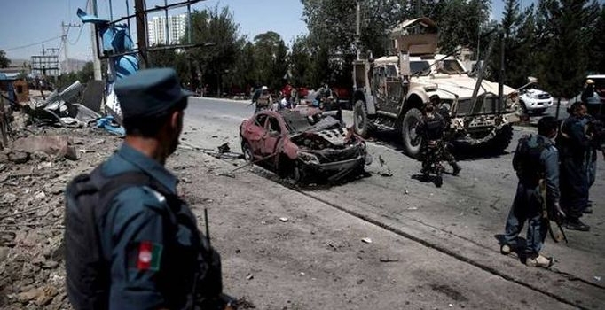 Afganistan'da bombalı saldırı: 18 yaralı