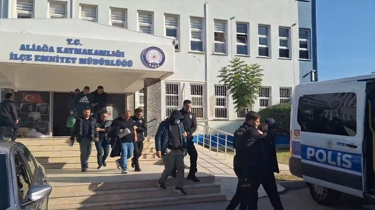 İzmir Aliağa Limanı'nda rüşvet operasyonu: 23 tutuklama