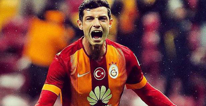 Galatasaray Dzemaili'nin Bologna'ya transfer olduğunu açıkladı