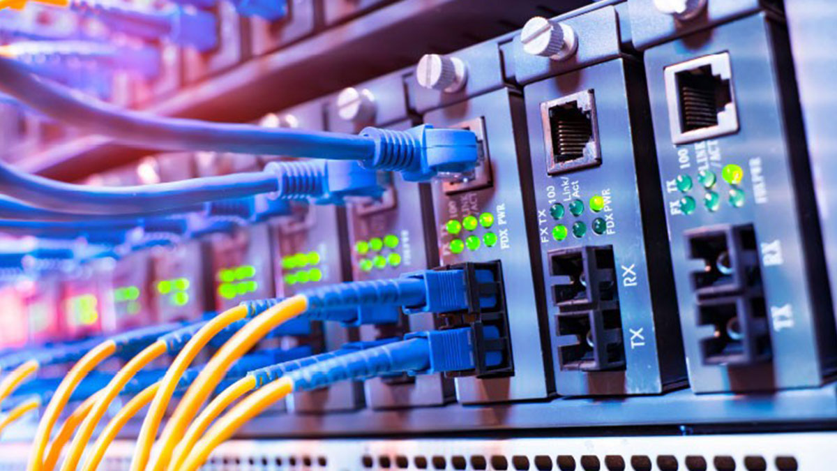 Olası bir gemi batması, tüm interneti bitirebilir! Meğer yüzde 99'u denizin dibindeymiş