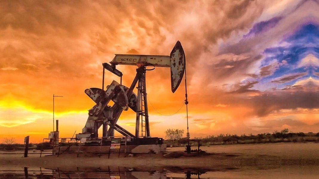 Petrol fiyatları sınırlı düştü