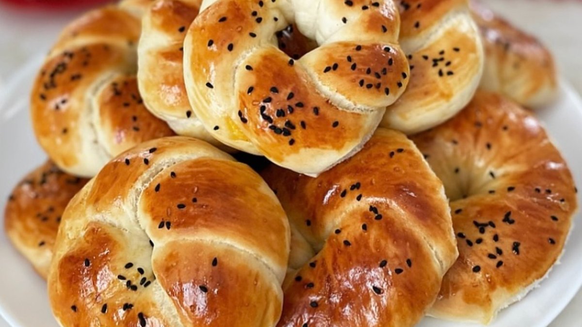 İçi tel tel ayrılan açma tarifi: Hamurunu böyle yoğurun