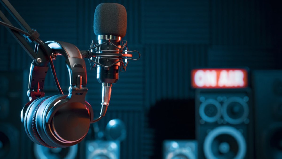 Gazetecileri işten çıkarıp yapay zekayla çalışma kararında geri adım