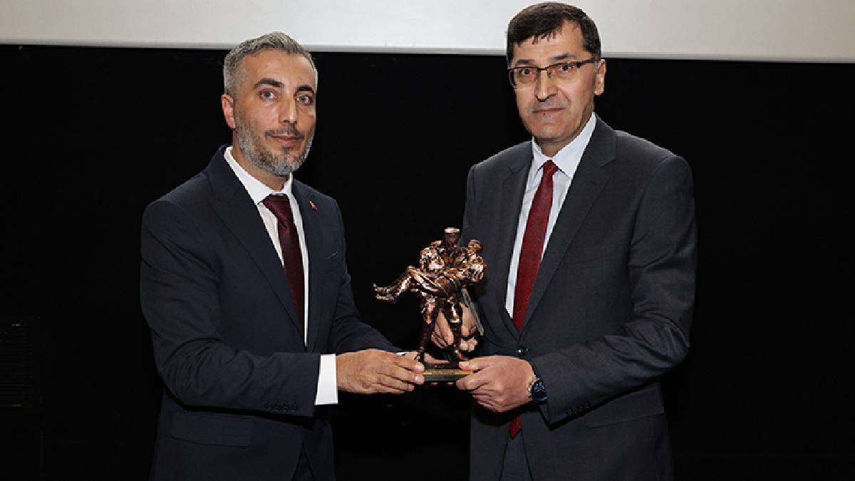 "Dumlupınar Büyük Zafer" şanlı tarihe ışık tuttu