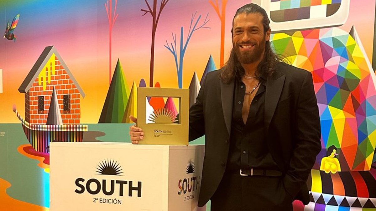 Can Yaman'a İspanya'da 'Uluslararası En İyi Erkek Oyuncu' ödülü