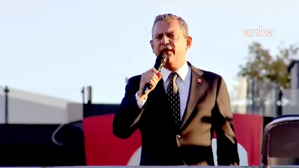 Özel'den Ahmet Özer'in tutuklanmasına tepki: Kumpasın tüm işaretlerini barındırmakta