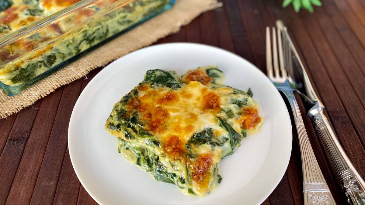 Ispanak sevmeyen çocuklar bile tabak tabak yiyecek! Beşamel soslu ıspanak tarifi