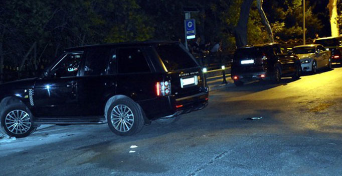 İstanbul Beşiktaş'ta lüks cipinde infaz edilen kişinin, ünlü mafya babası olduğu iddiası