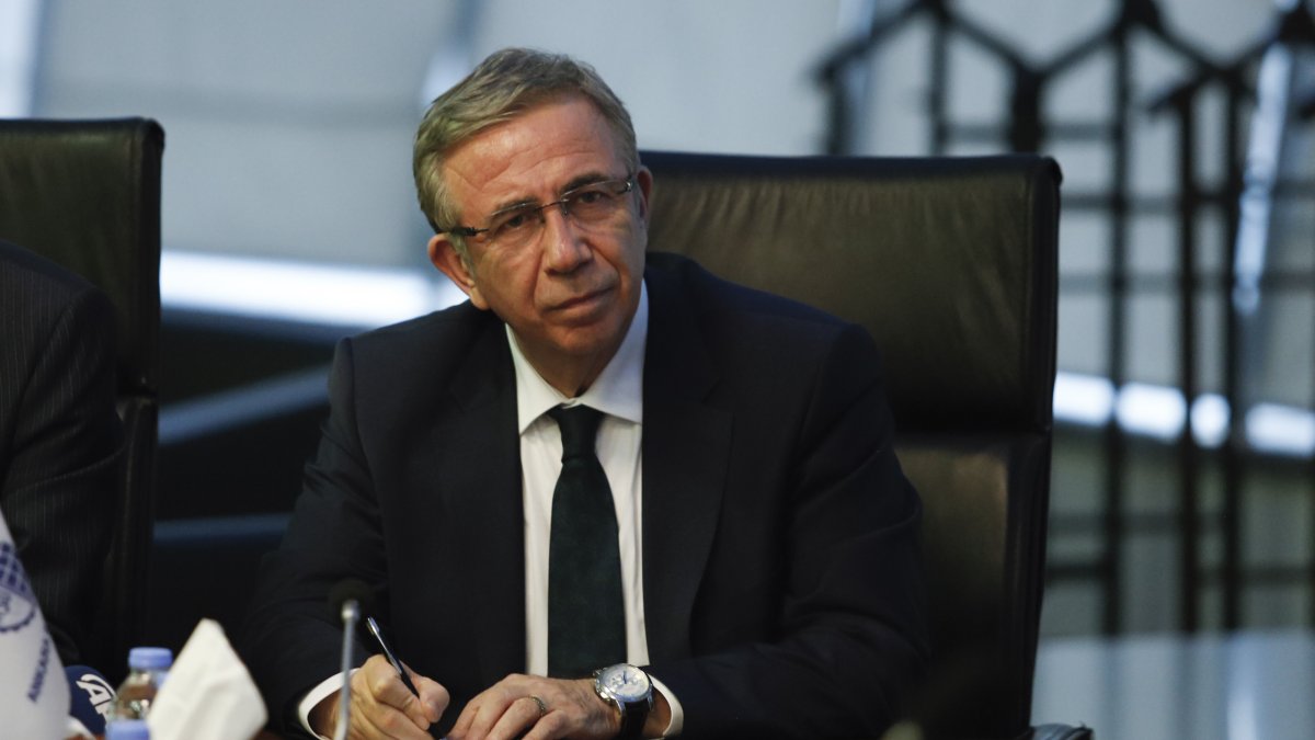 Mansur Yavaş'tan Ahmet Özer açıklaması: "On yıl önceki telefonlara bakılacak olursa iktidar kesiminden kimse dışarıda kalamaz"