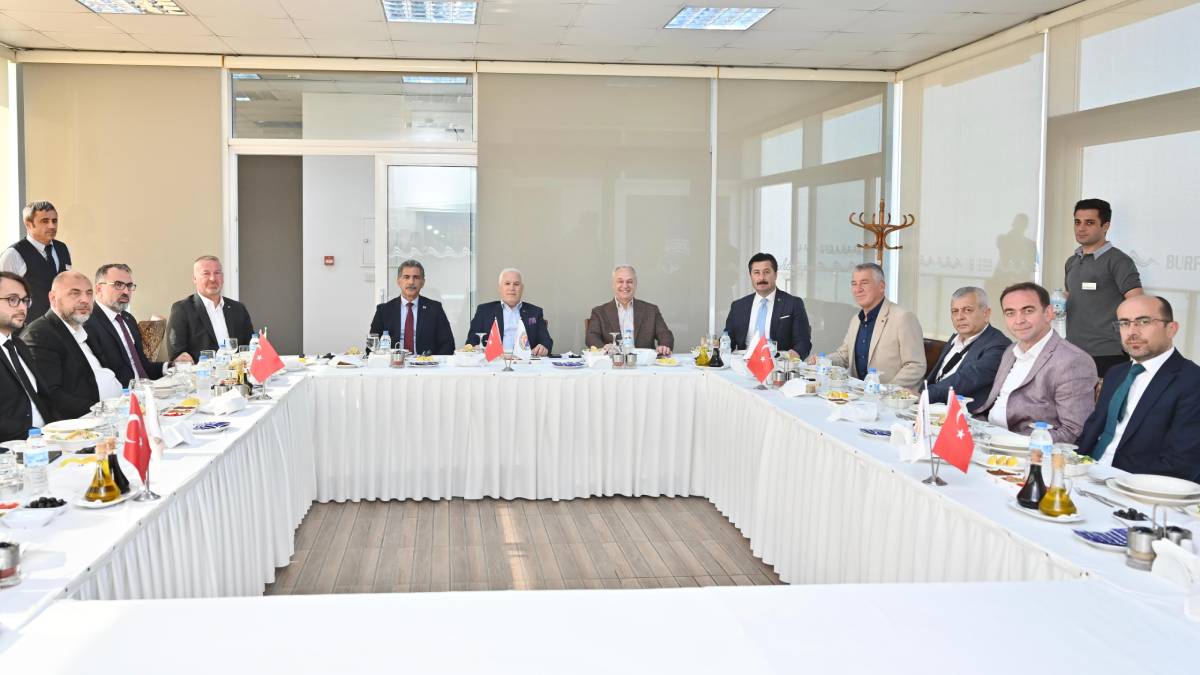 Belediye başkanları daha yaşanabilir bir Bursa için buluştu