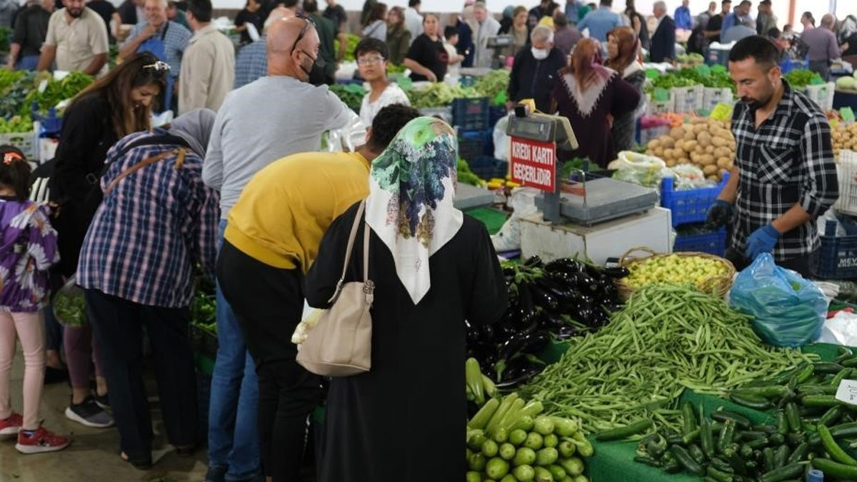 Ekonomistler enflasyon rakamlarını böyle yorumladı: Dünyanın en yüksek 6. enflasyonu Türkiye'de
