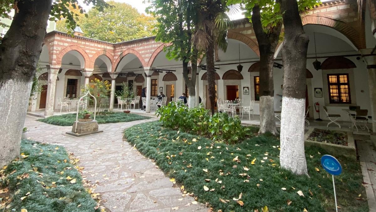 Tarihi medrese için tahliye kararı: Turing'in kullanımına son