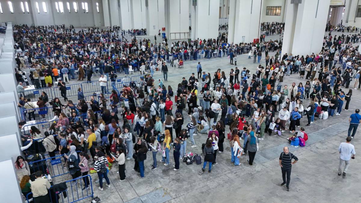 İZKİTAP hafta sonunda on binleri ağırladı