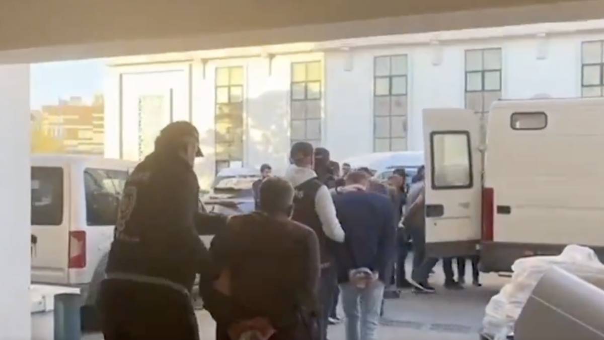 Yerlikaya: Hakkında yakalama kararı bulunan 244 kişi gözaltına alındı