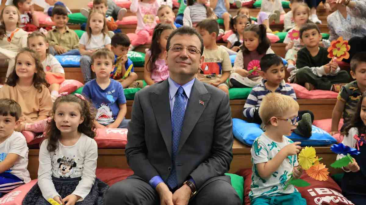 İBB'den binlerce öğrenciye müjde! Askıda Fatura Yuvam Destek projesi başladı: 5 Bin öğrencinin masrafı karşılanacak