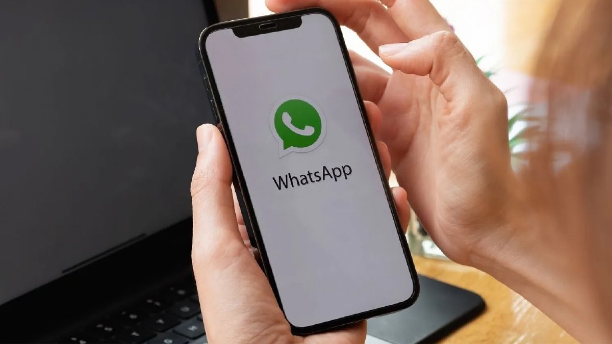 WhatsApp'a 5 yeni özellik: Hikaye, emoji, anket...