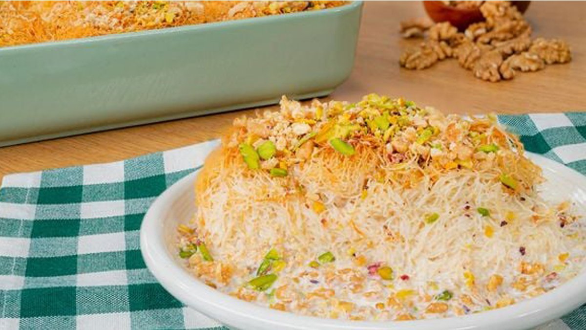 Sütlü şerbetiyle çok hafif! Kalori saydırmıyor, mideye dokunmuyor: Yapımı çok pratik sütlü kadayıf tatlısı tarifi