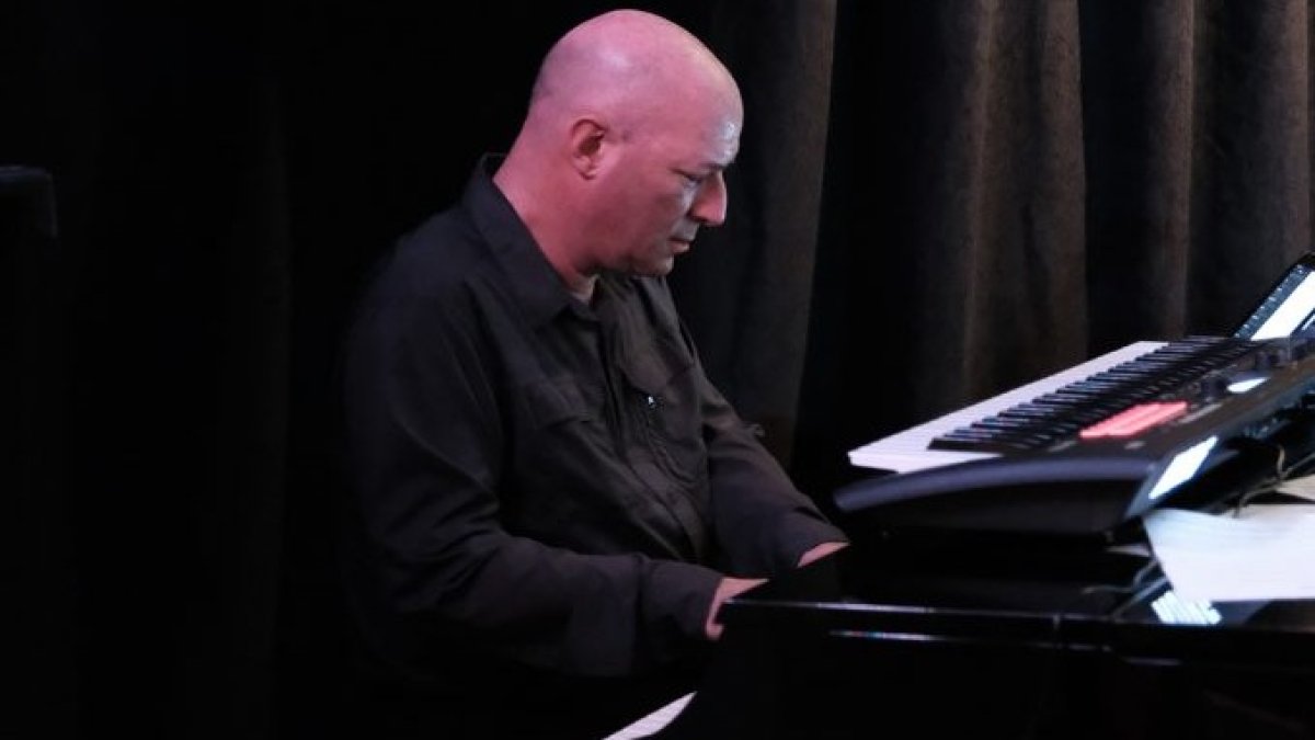 Müzik dünyasının büyük kaybı: Ünlü piyanist Emre Tukur vefat etti