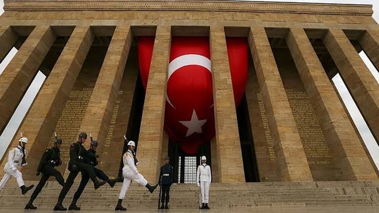 Atatürk’ü Anma Günü: 10 Kasım Resmi Tatil Olacak mı?