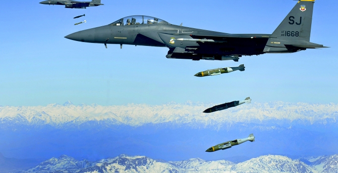 Koalisyon güçleri 
Suriye'de YPG'ye çalıştı