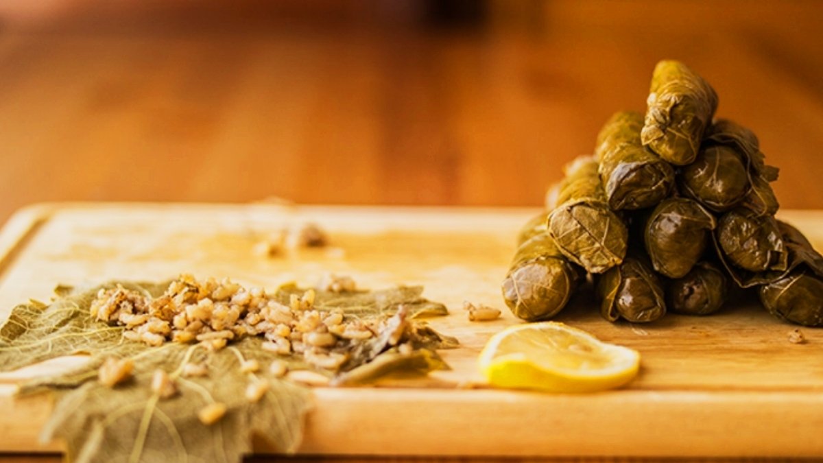 Yaprak Sarması İçi Nasıl Hazırlanır?