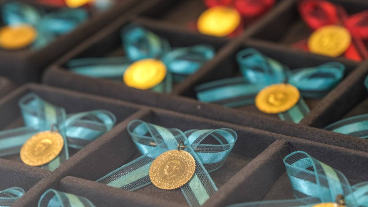 Hazine ve Maliye Bakanlığı duyurdu: Altın satışında şok eden karar, Artık bu kadar alınabilecek!