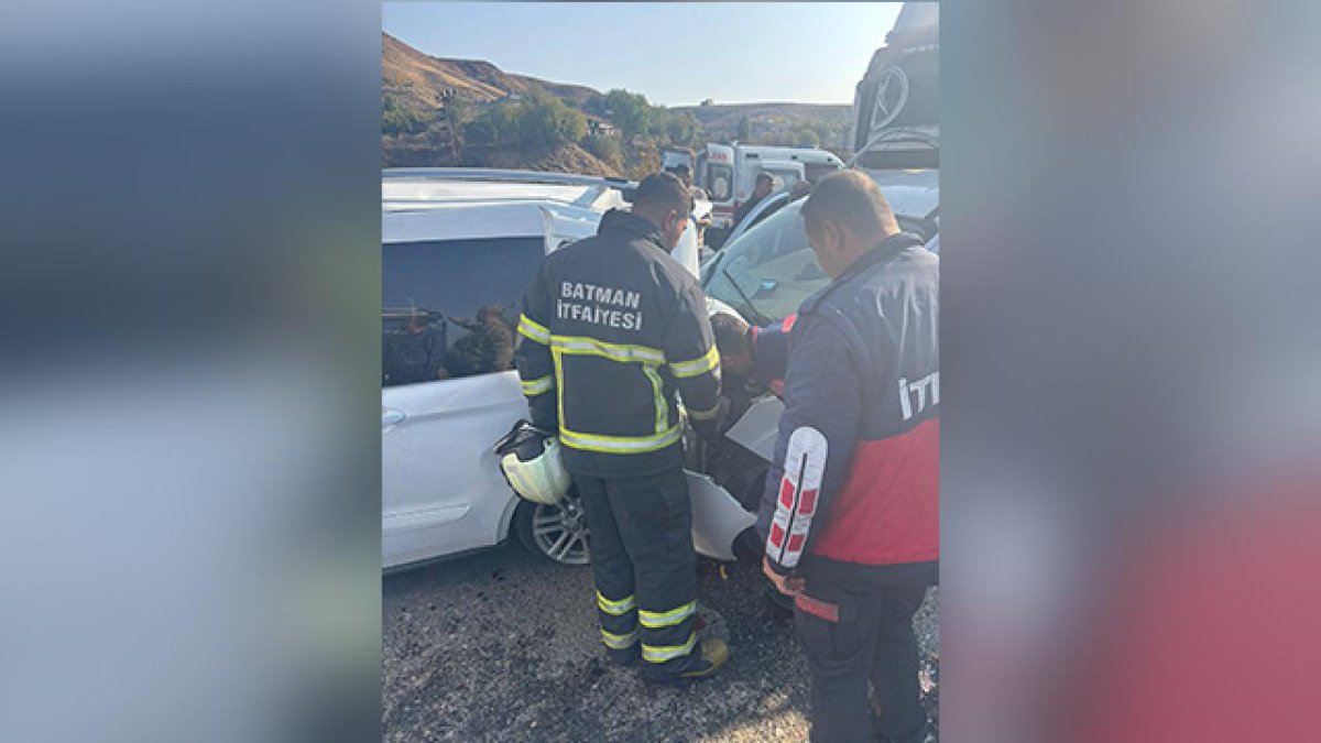 Batman'da zincirleme kaza: 6 yaralı