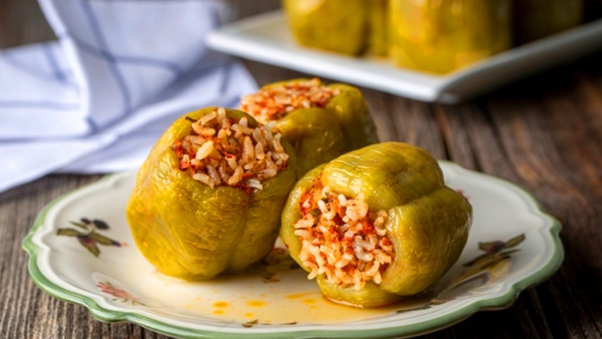 Kıymalı Dolma Biber Tarifi