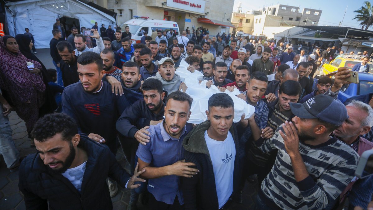 Gazze'de can kaybı 43 bin 799'a yükseldi