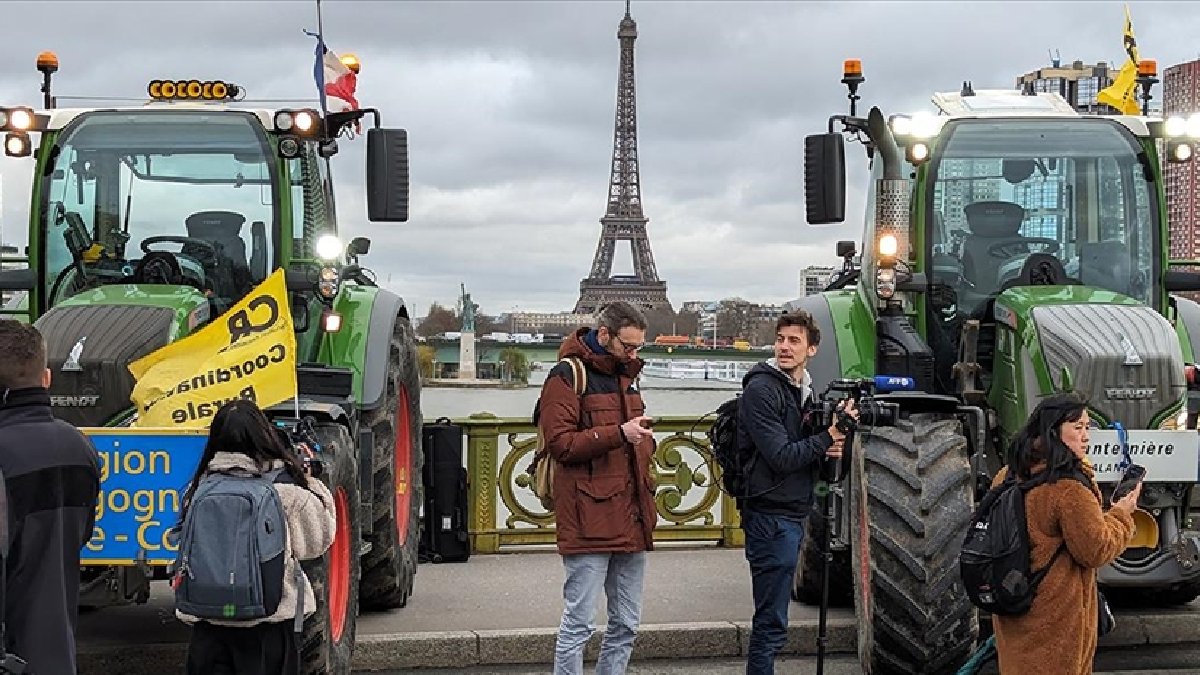 Sendikalar tarih verdi: Fransa’da çiftçiler tekrar sokağa iniyor