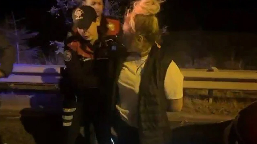 Sosyal medya fenomenlerinin silahlı kavgası: Yaralandığı anı canlı canlı paylaştı