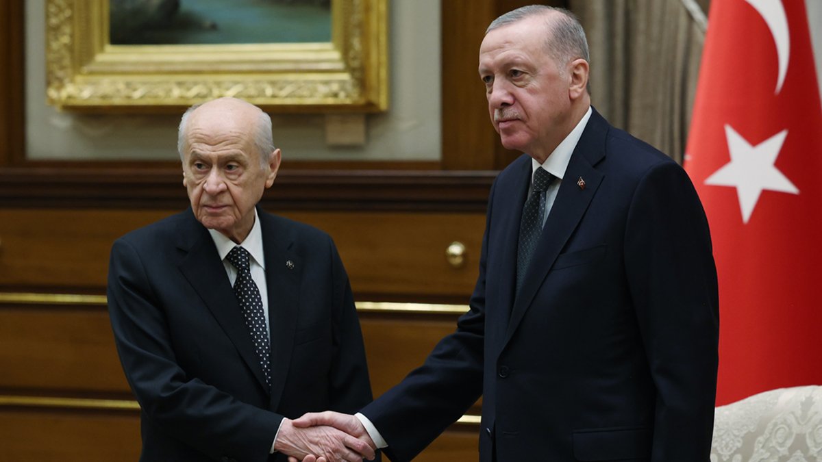 Cumhurbaşkanı görüşmenin detaylarını anlattı: Erdoğan ve Bahçeli arasında tam mutabakat