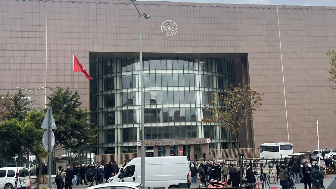 Yenidoğan çetesi davasında ilk gün: 'Bebeğin cenazesini 3 gün sonra teslim ettiler'