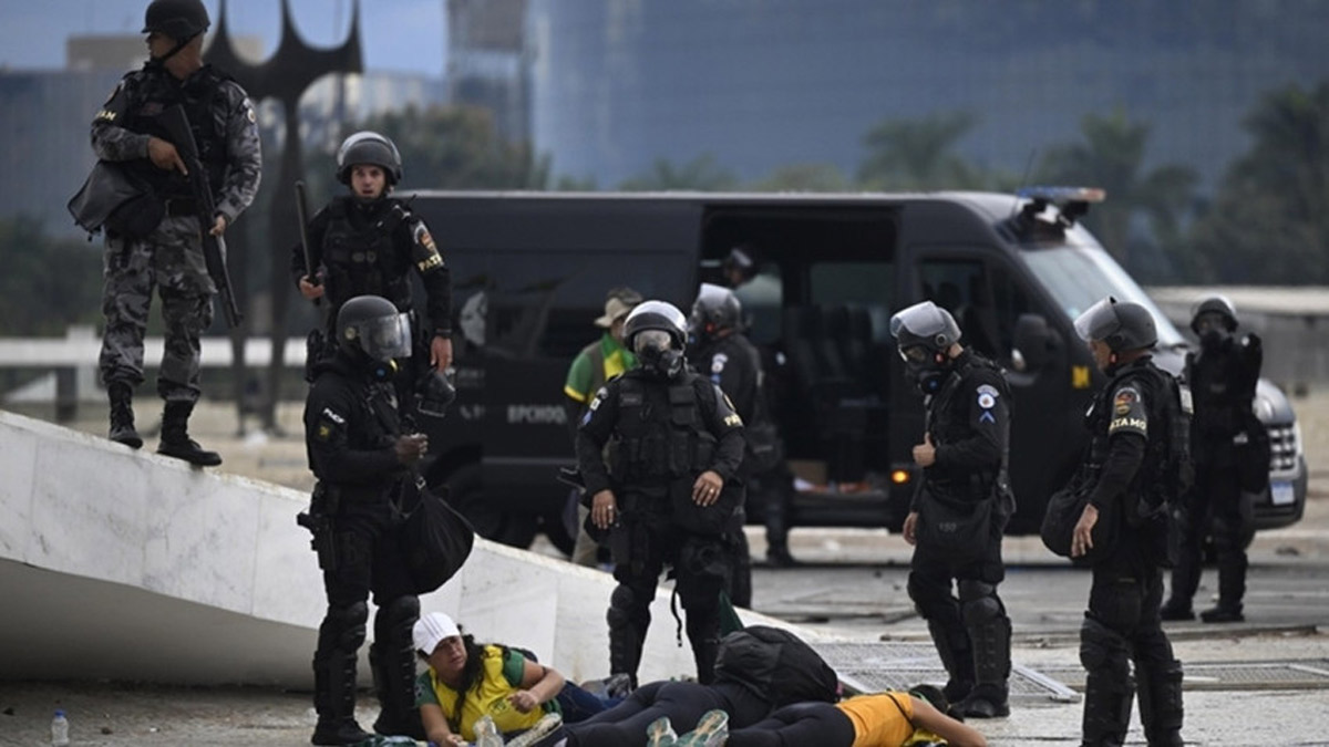 Brezilya Devlet Başkanı Lula de Silva'ya suikast planlayan suçlanan asker ve polisler tutuklandı