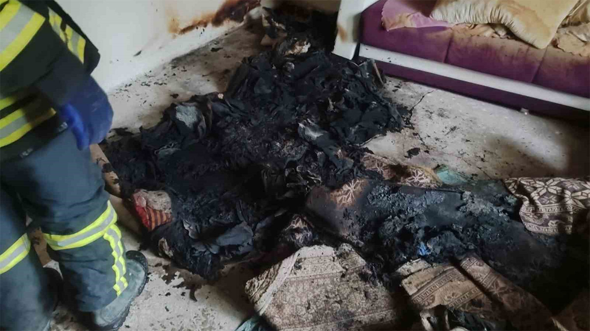 Burdur'da feci ölüm! Yatağında yanmış halde ölü bulundu