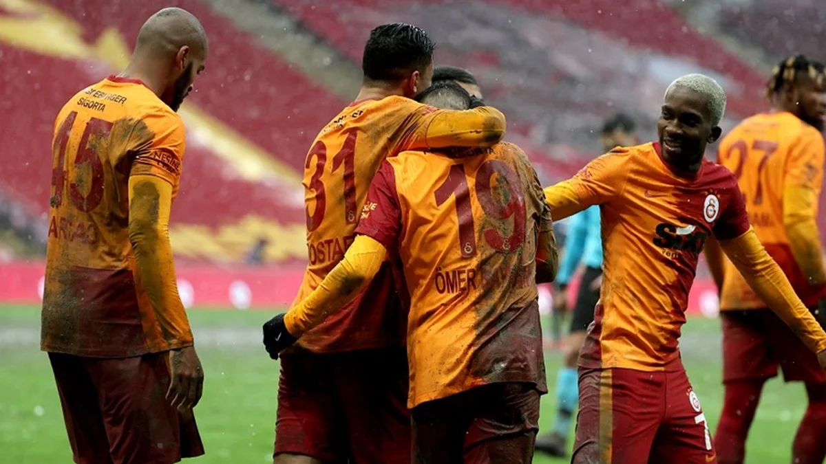 Galatasaray onu sattığı için bin pişman! Aslan'ın eski yıldızı Premier Lig yolunda: Dudak uçuklatan bonservis bedeli...