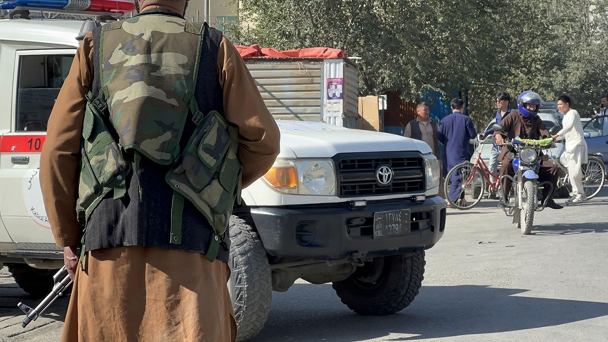 Afganistan'da Şii Hazaralara saldırı: 10 kişi öldü