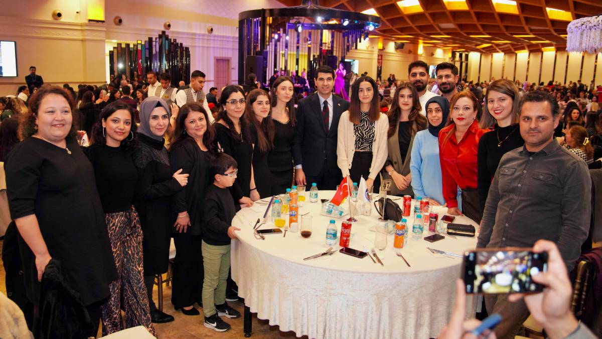 Avcılar Belediyesinden öğretmenler günü kutlaması