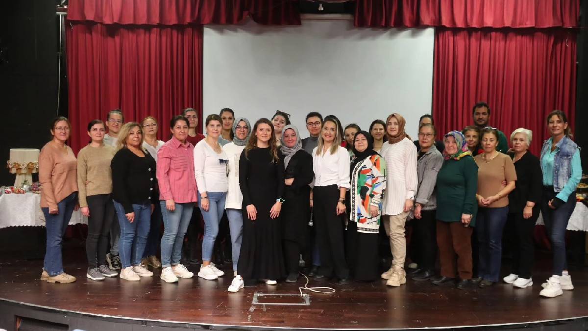 Kadın üreticilere E-ticaret ve Sosyal Medya için fotoğraf eğitimi verildi