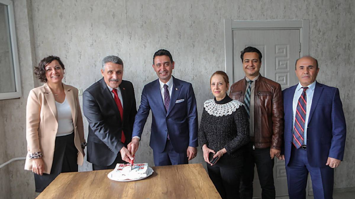 Başkan Önal, Öğretmenler Günü’nü kutladı