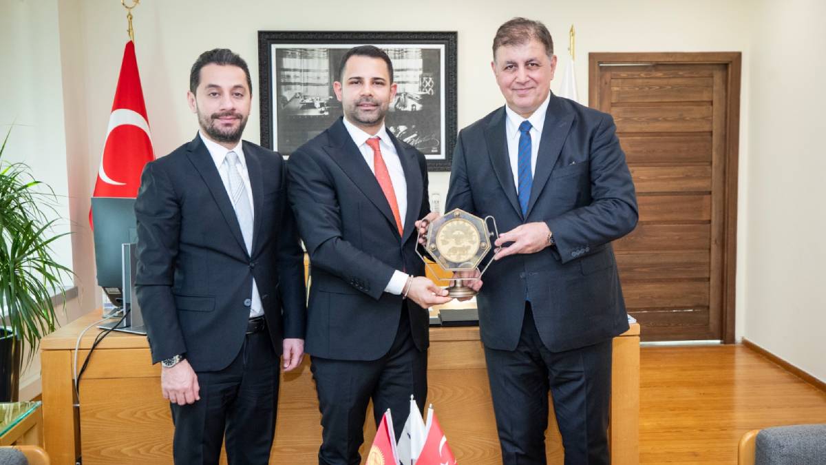 İzmir Kırgızistan ile daha yakın ilişkiler kuracak