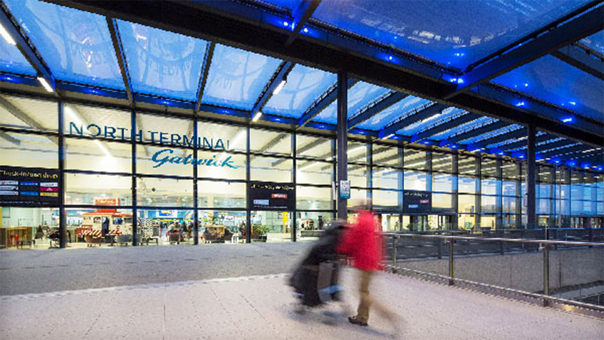 Londra Gatwick Havalimanı'nda güvenlik alarmı: Güney Terminali boşaltıldı