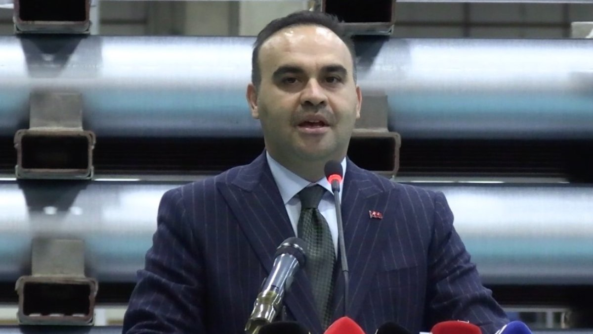 Bakan Kacır: Kimlikler ve farklılıklar üzerinden siyaset yapılmasına karşıyız