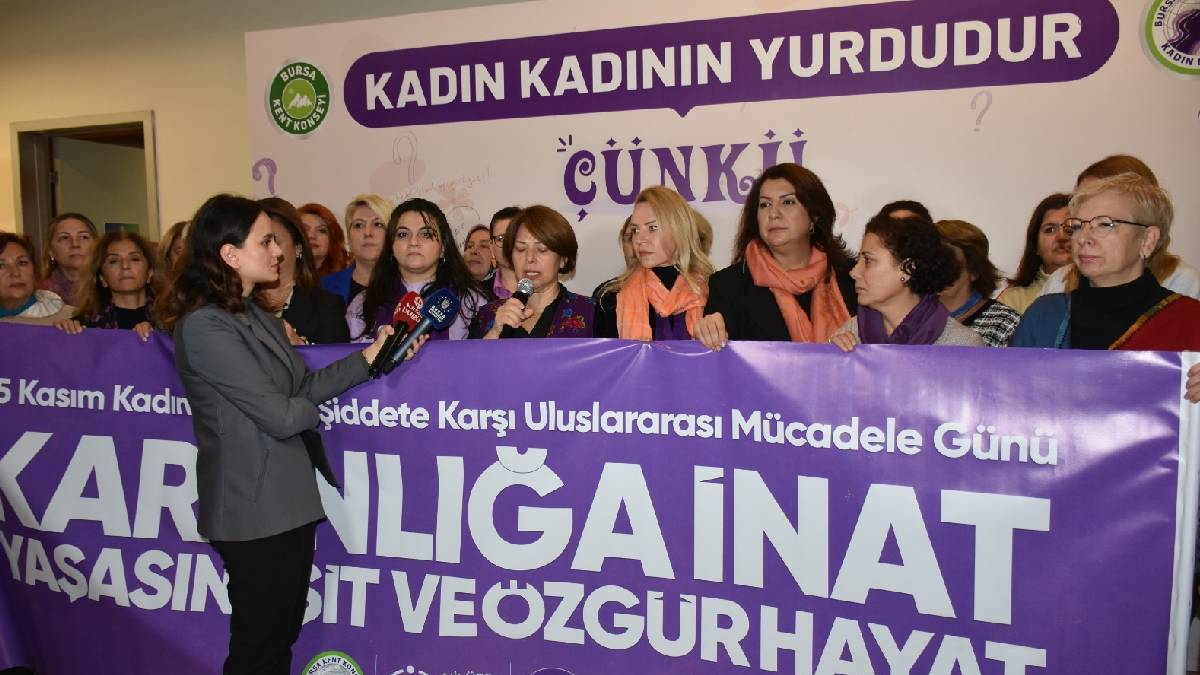 Kadınlar, toplumsal eşitsizliğe ve şiddete karşı sesini yükseltiyor