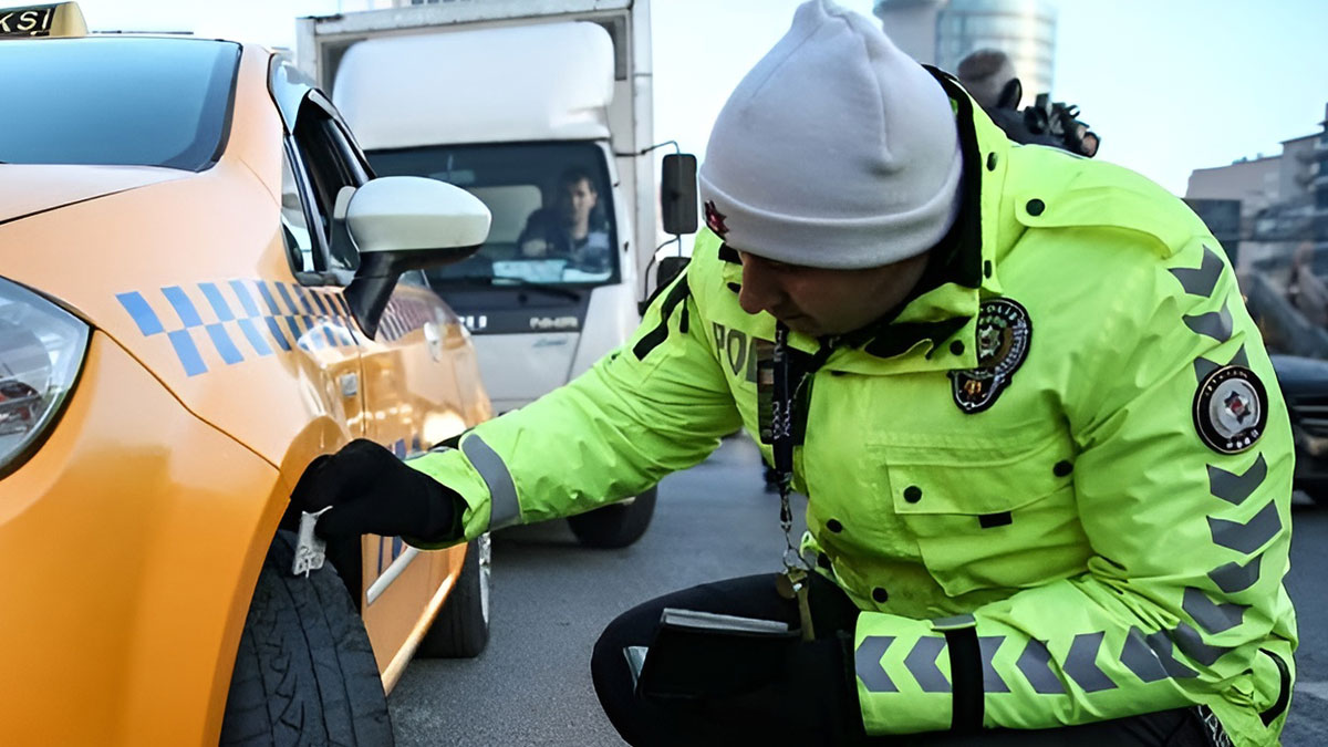 O araçlarda kış lastiği zorunlu oldu! Bu tarihten sonra takmayan para cezası ödeyecek