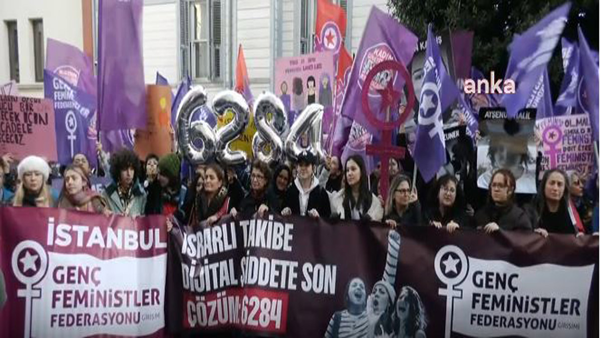 Kadın örgütleri Kadıköy'den seslendi: 6284'ü uygula