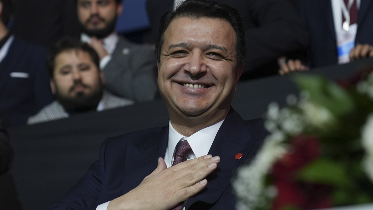 Saadet'te seçim günü! Yeni genel başkan Mahmut Arıkan oldu